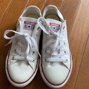 Converse all star size 2